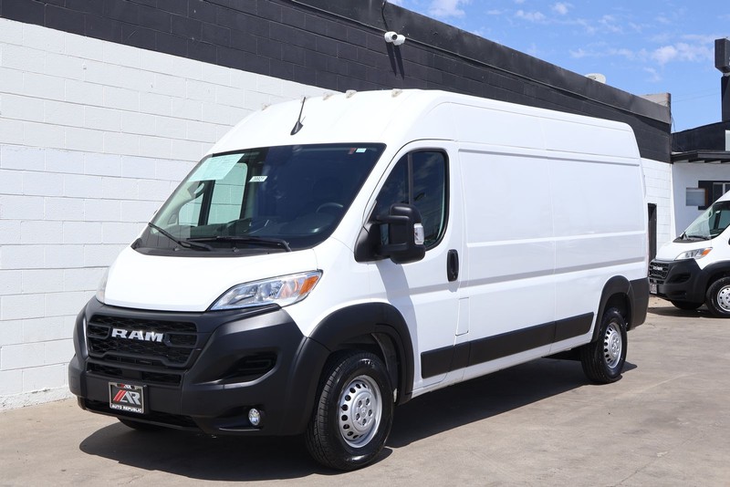 Ram ProMaster Cargo Van Vehicle Full-screen Gallery Image 11