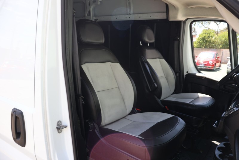 Ram ProMaster Cargo Van Vehicle Full-screen Gallery Image 20