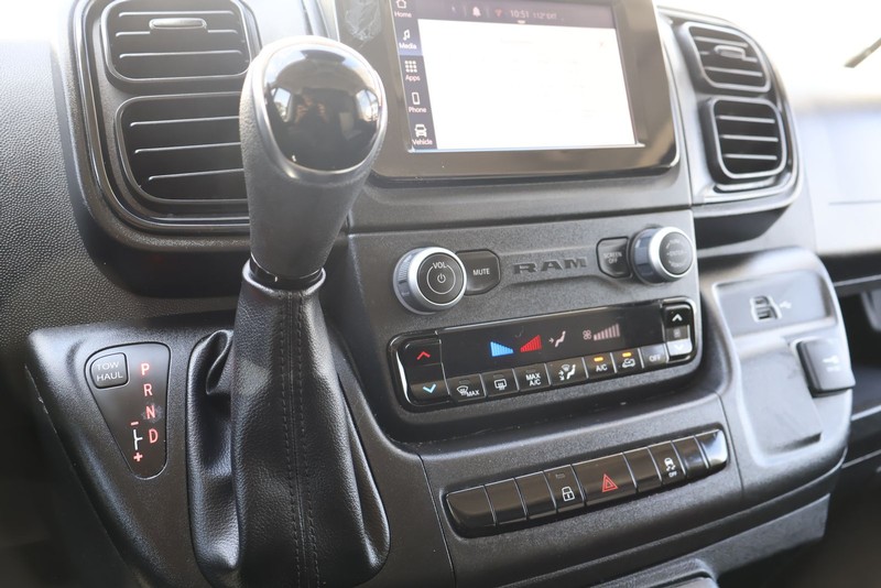 Ram ProMaster Cargo Van Vehicle Full-screen Gallery Image 29