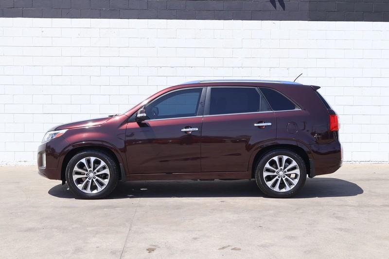 Kia Sorento Vehicle Full-screen Gallery Image 11
