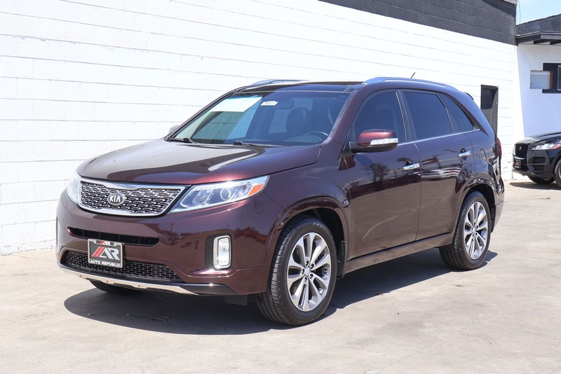 Kia Sorento Vehicle Full-screen Gallery Image 12