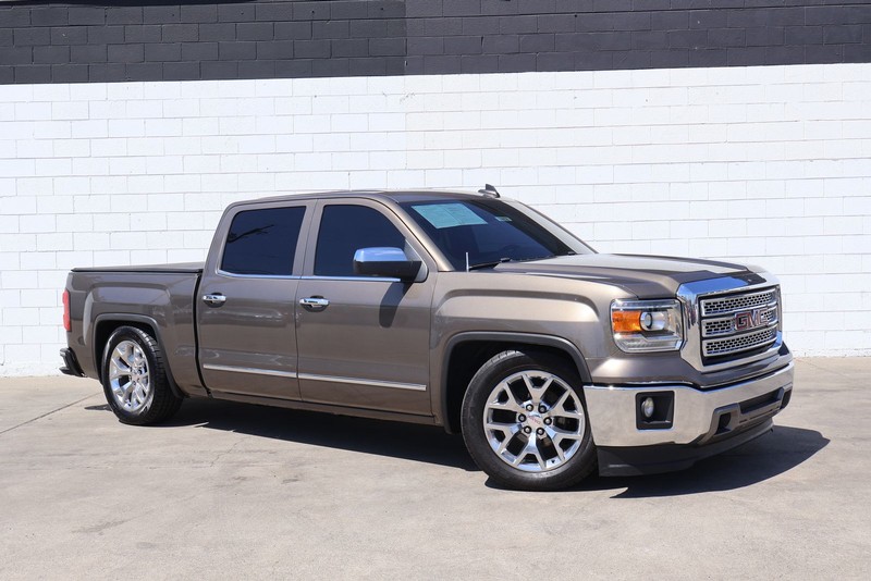 GMC Sierra 1500 Vehicle Full-screen Gallery Image 02