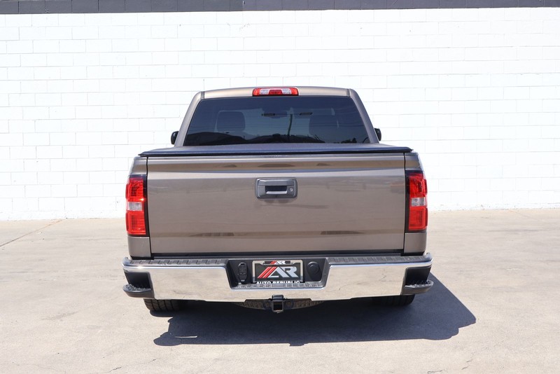 GMC Sierra 1500 Vehicle Full-screen Gallery Image 06