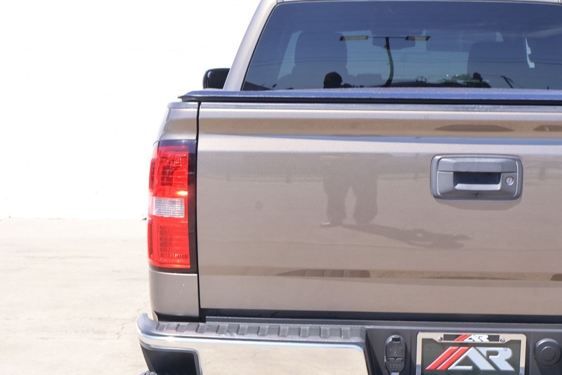GMC Sierra 1500 Vehicle Full-screen Gallery Image 07