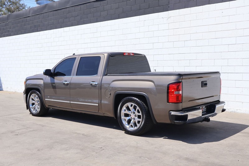 GMC Sierra 1500 Vehicle Full-screen Gallery Image 09
