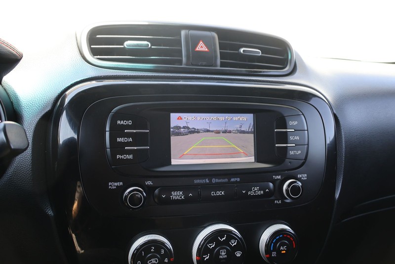 Kia Soul Vehicle Full-screen Gallery Image 28