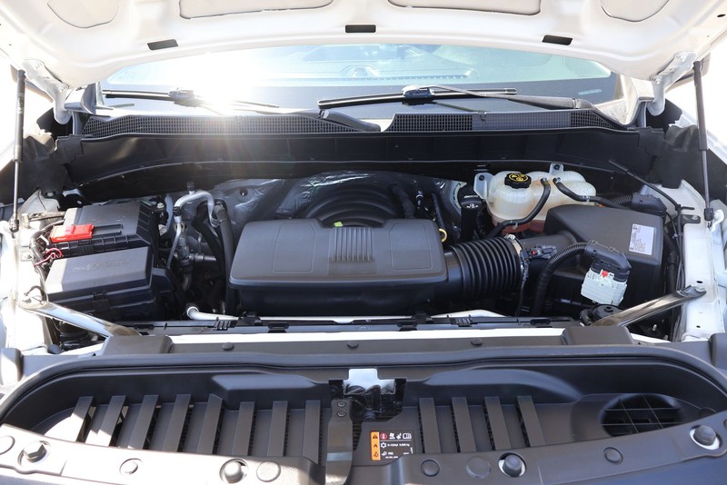 Chevrolet Silverado 1500 Vehicle Full-screen Gallery Image 12