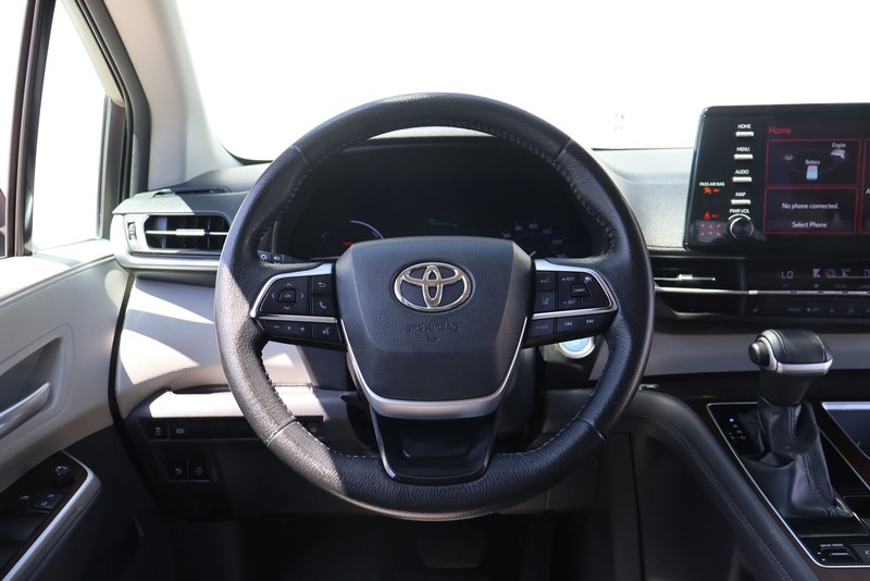 Toyota Sienna Vehicle Full-screen Gallery Image 26