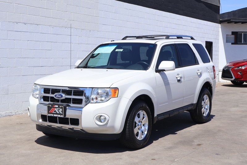 Ford Escape Vehicle Full-screen Gallery Image 11