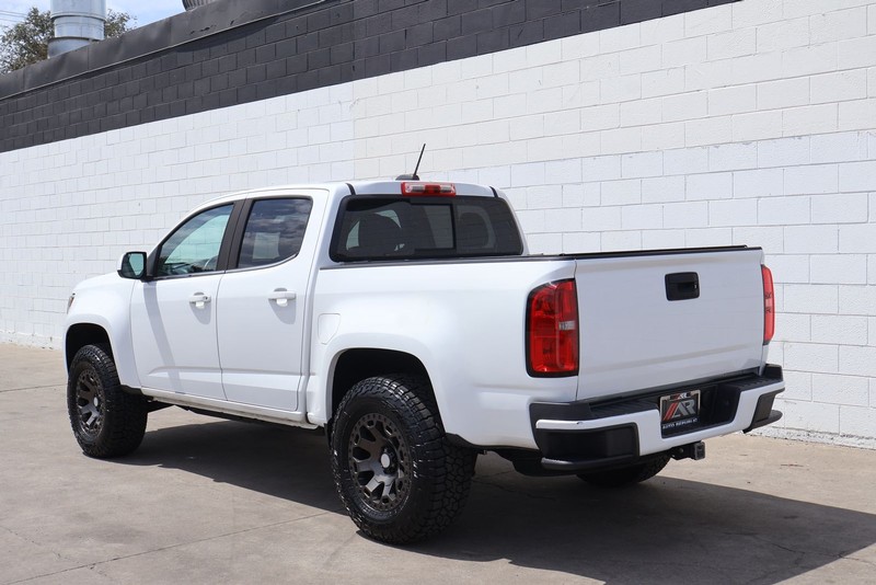 Chevrolet Colorado Vehicle Full-screen Gallery Image 09