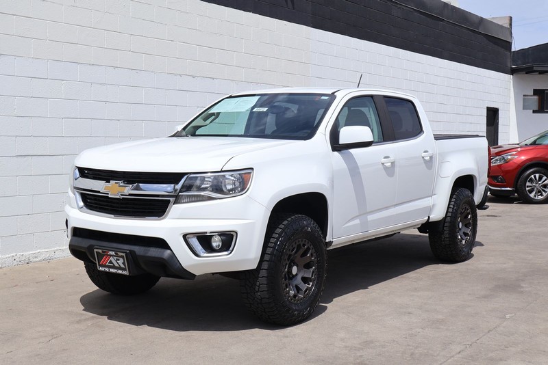 Chevrolet Colorado Vehicle Full-screen Gallery Image 11