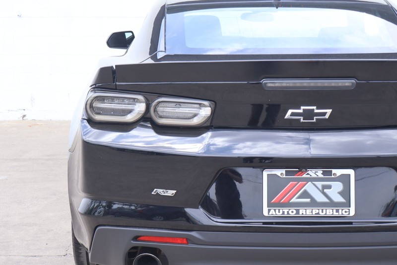 Chevrolet Camaro Vehicle Full-screen Gallery Image 07