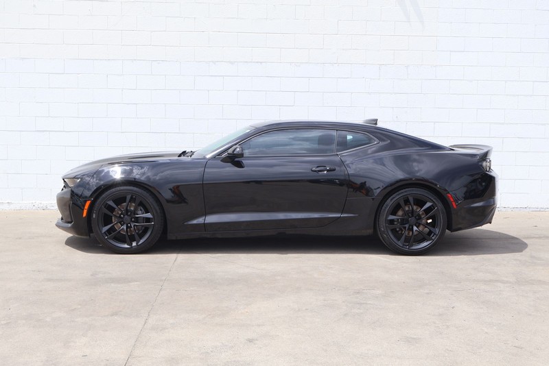 Chevrolet Camaro Vehicle Full-screen Gallery Image 10