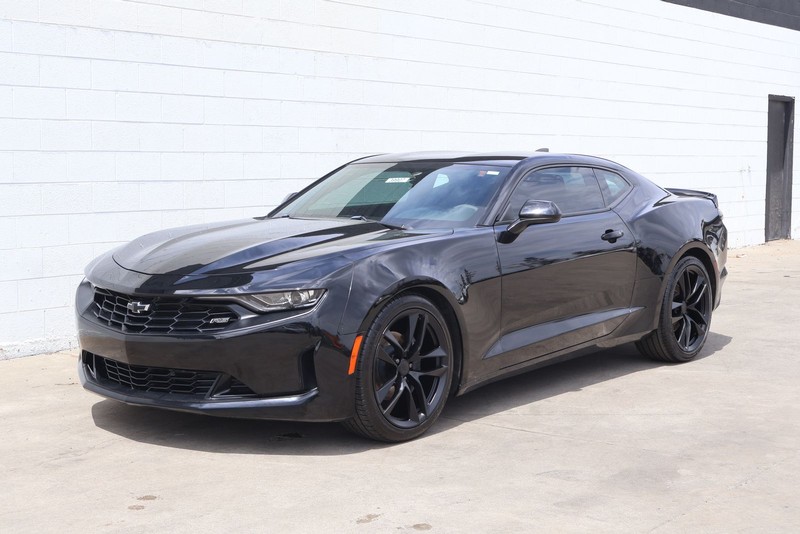 Chevrolet Camaro Vehicle Full-screen Gallery Image 11