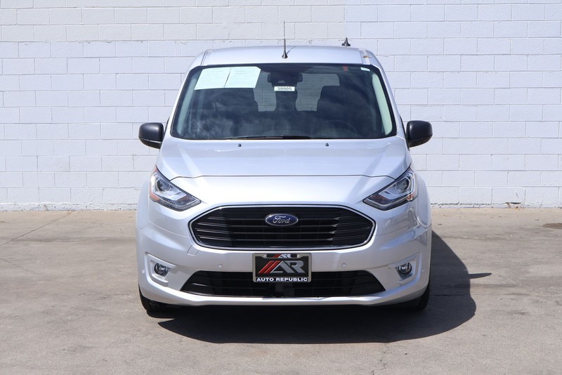 Ford Transit Connect Wagon Vehicle Full-screen Gallery Image 02