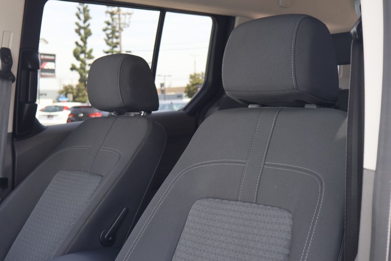 Ford Transit Connect Wagon Vehicle Full-screen Gallery Image 17