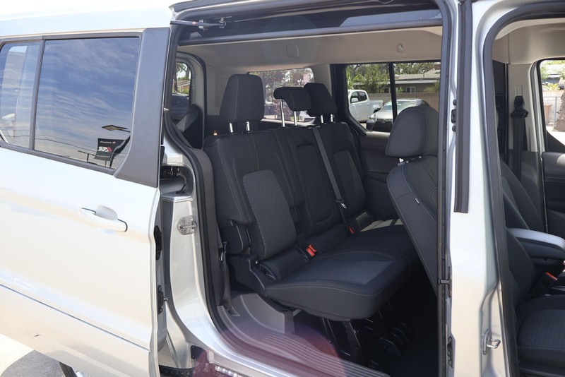 Ford Transit Connect Wagon Vehicle Full-screen Gallery Image 20