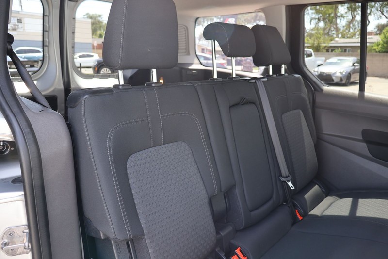 Ford Transit Connect Wagon Vehicle Full-screen Gallery Image 21