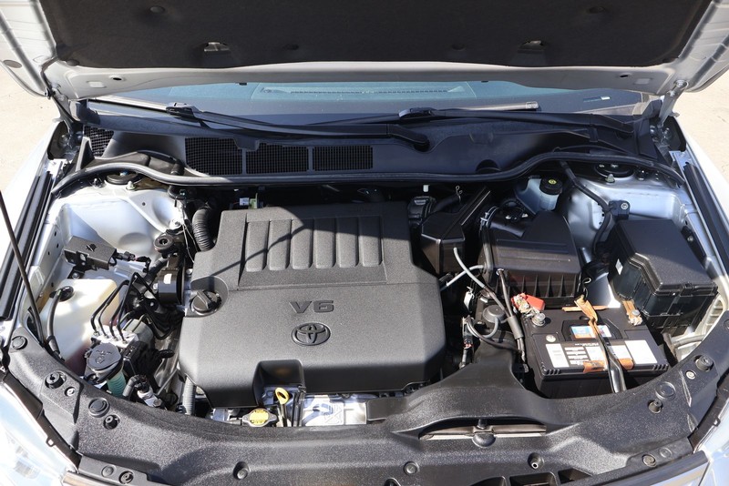 Toyota Venza Vehicle Full-screen Gallery Image 13