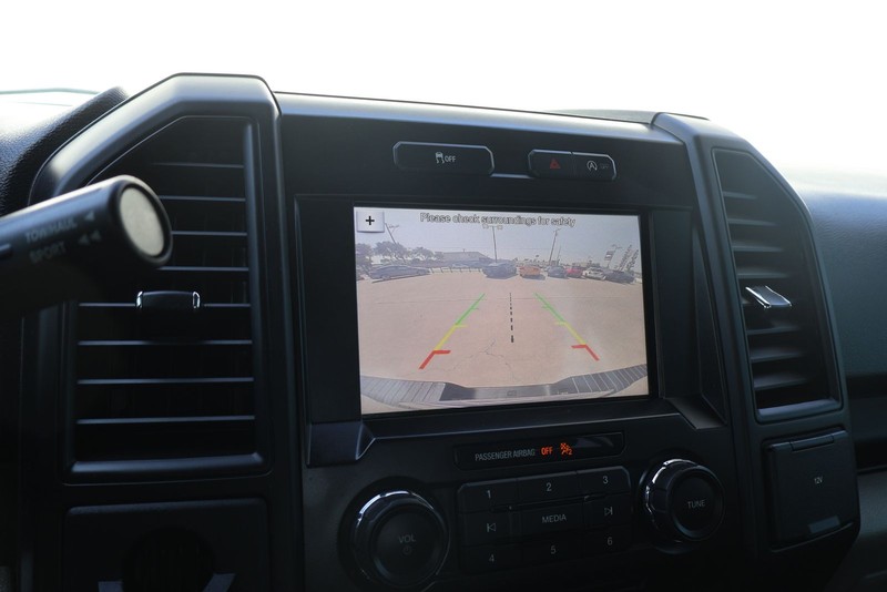 Ford F-150 Vehicle Full-screen Gallery Image 28