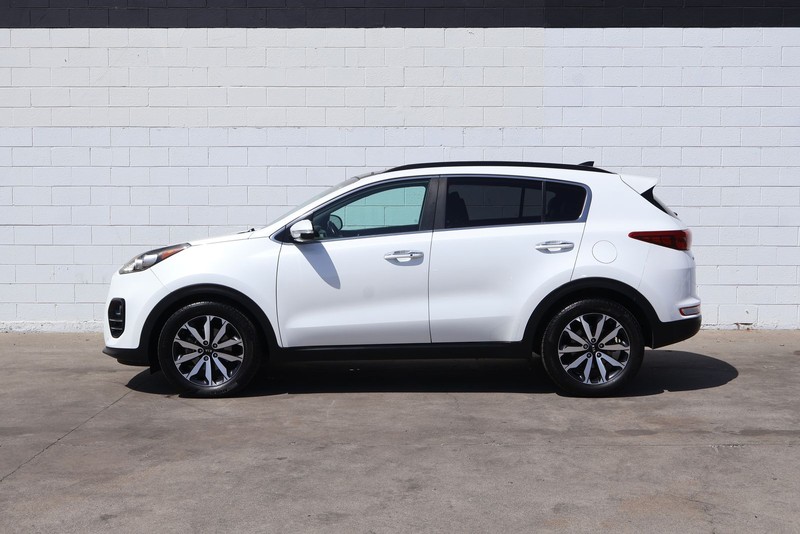 Kia Sportage Vehicle Full-screen Gallery Image 11