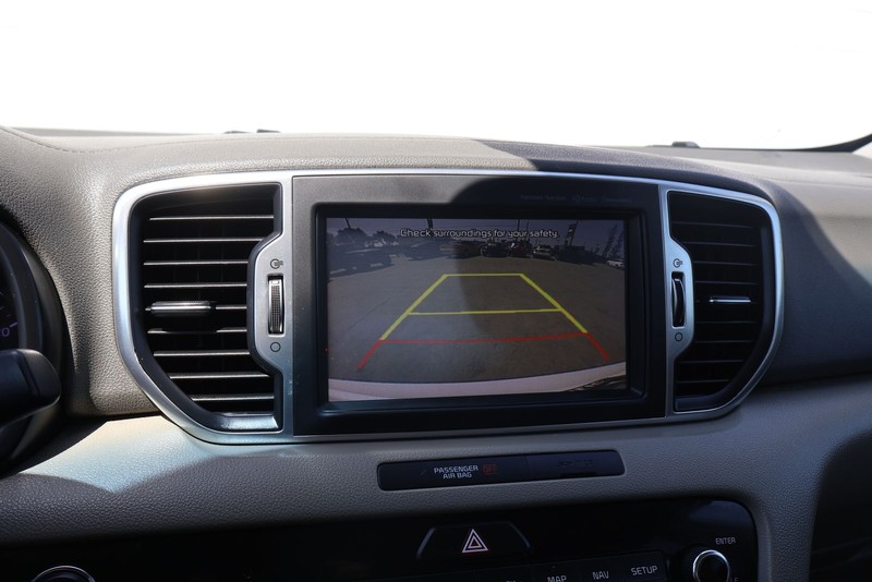 Kia Sportage Vehicle Full-screen Gallery Image 29