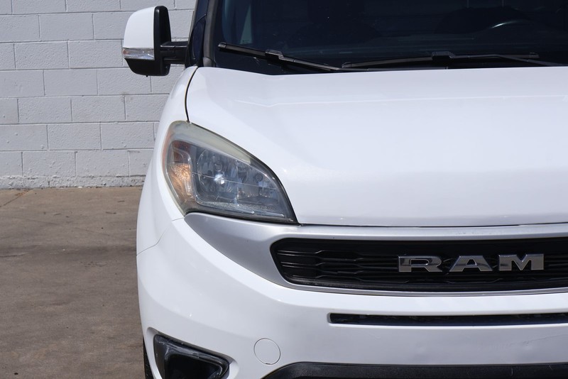 Ram ProMaster City Cargo Van Vehicle Full-screen Gallery Image 03