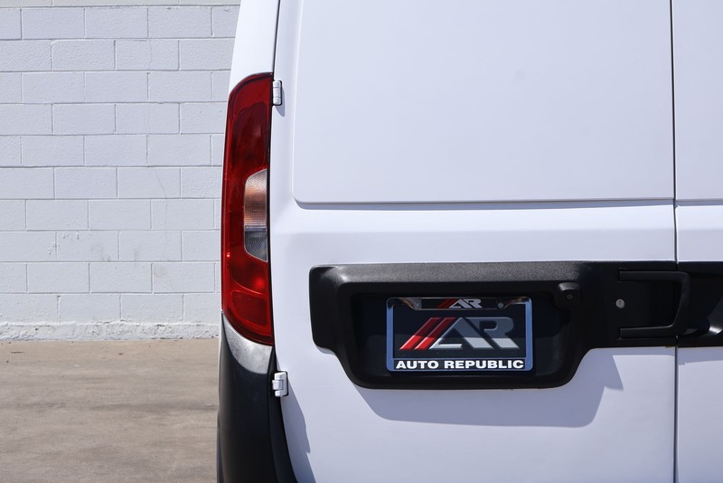Ram ProMaster City Cargo Van Vehicle Full-screen Gallery Image 05
