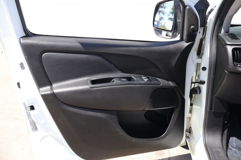 Ram ProMaster City Cargo Van Vehicle Full-screen Gallery Image 12