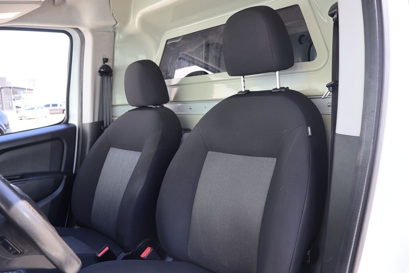 Ram ProMaster City Cargo Van Vehicle Full-screen Gallery Image 14