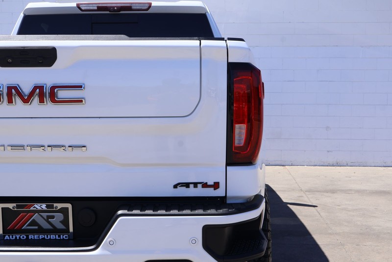 GMC Sierra 1500 Vehicle Full-screen Gallery Image 07