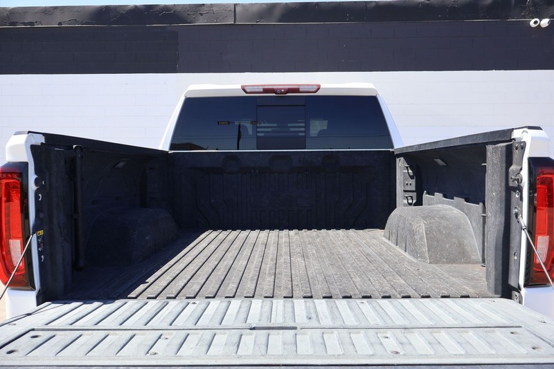 GMC Sierra 1500 Vehicle Full-screen Gallery Image 08