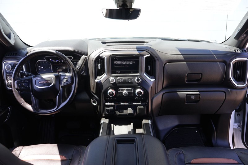 GMC Sierra 1500 Vehicle Full-screen Gallery Image 23