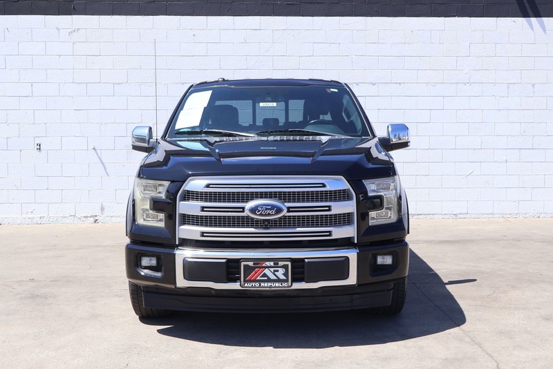 Ford F-150 Vehicle Full-screen Gallery Image 02