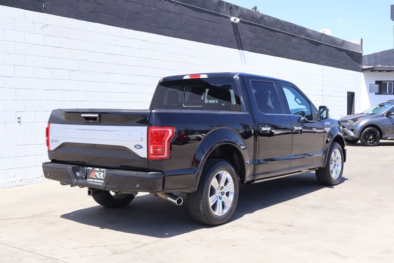 Ford F-150 Vehicle Full-screen Gallery Image 05