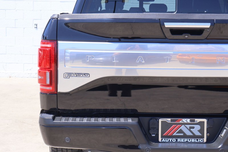 Ford F-150 Vehicle Full-screen Gallery Image 07