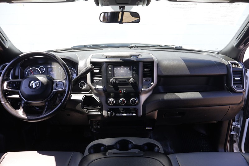 Ram 2500 Vehicle Full-screen Gallery Image 21