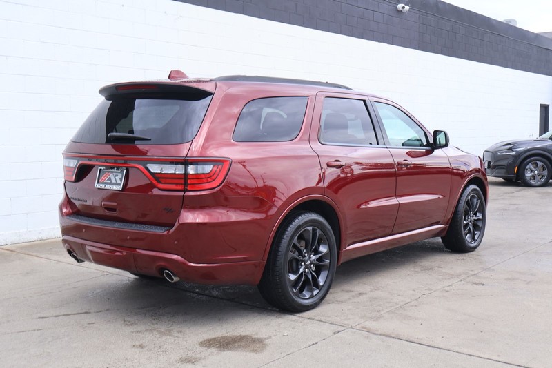 Dodge Durango Vehicle Full-screen Gallery Image 05