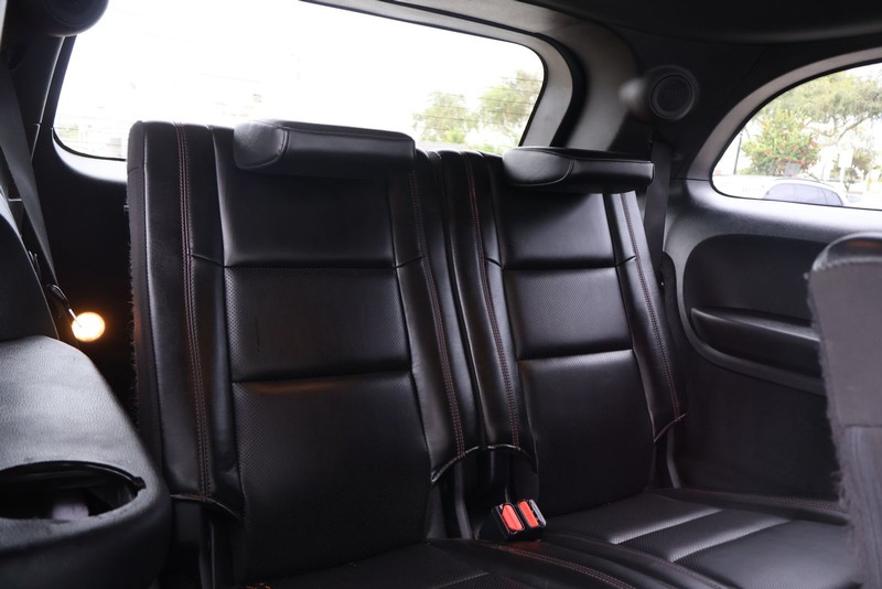 Dodge Durango Vehicle Full-screen Gallery Image 21
