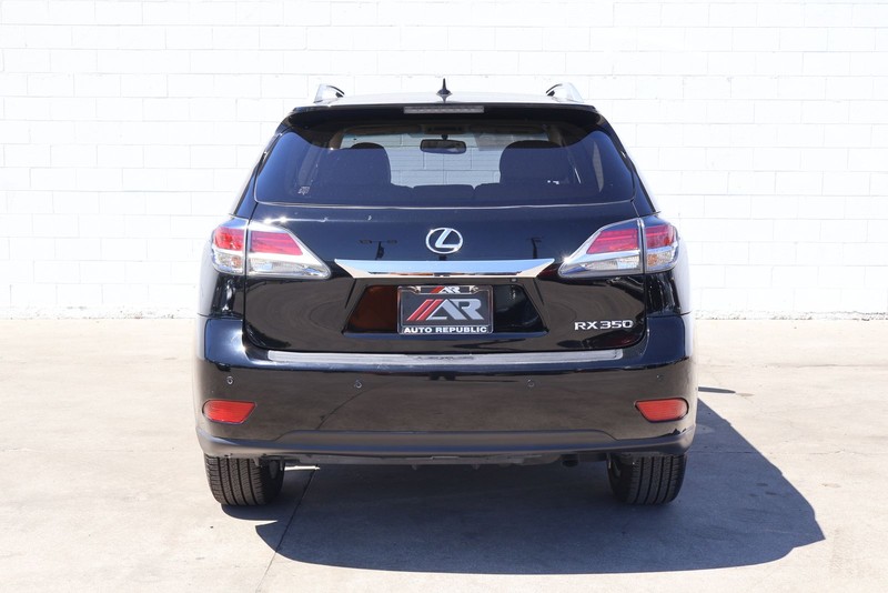 Lexus RX 350 Vehicle Full-screen Gallery Image 06
