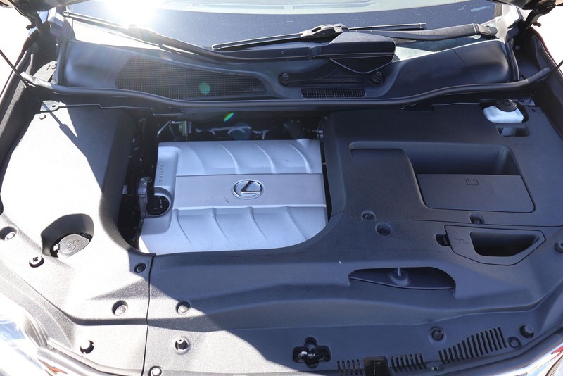 Lexus RX 350 Vehicle Full-screen Gallery Image 12