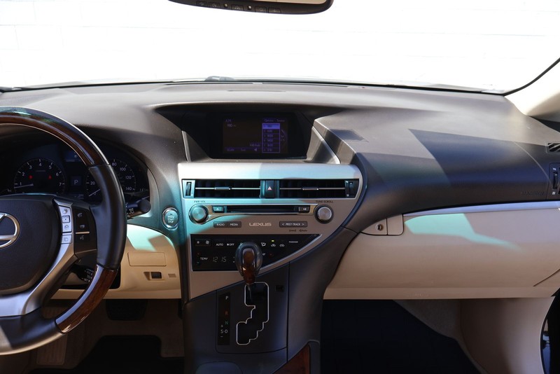 Lexus RX 350 Vehicle Full-screen Gallery Image 26