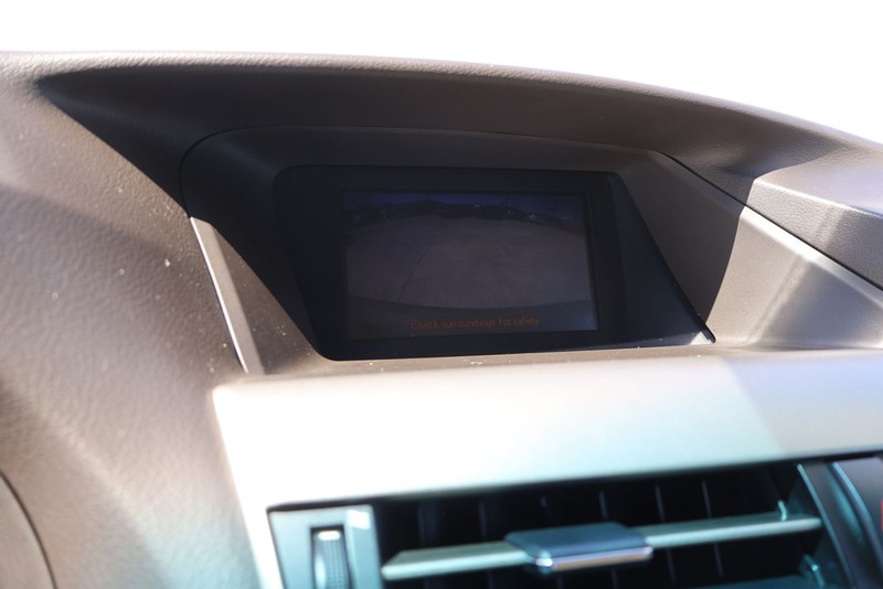 Lexus RX 350 Vehicle Full-screen Gallery Image 28