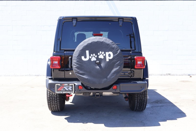 Jeep Wrangler Unlimited Vehicle Full-screen Gallery Image 06