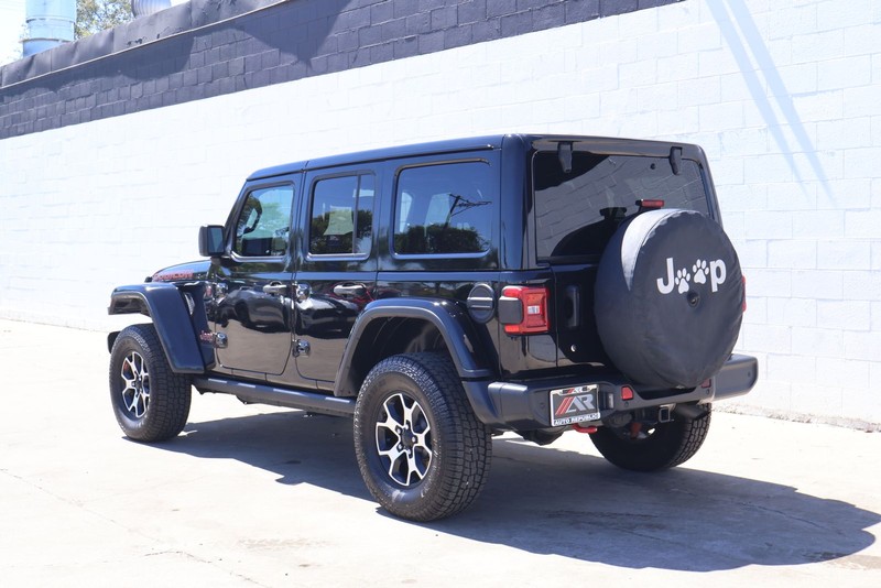 Jeep Wrangler Unlimited Vehicle Full-screen Gallery Image 09