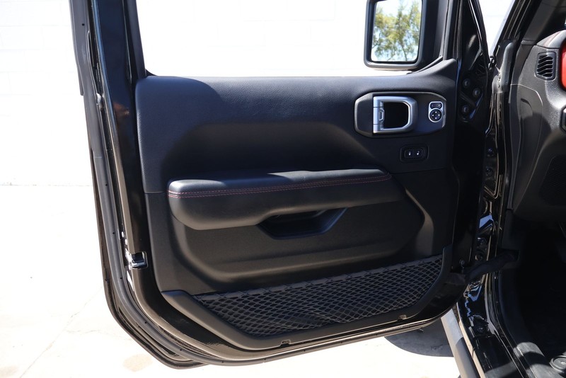 Jeep Wrangler Unlimited Vehicle Full-screen Gallery Image 14