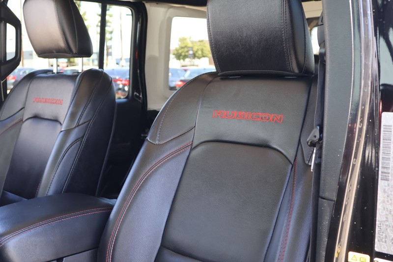 Jeep Wrangler Unlimited Vehicle Full-screen Gallery Image 17