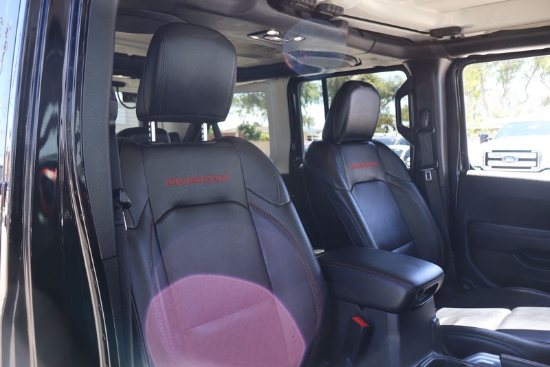 Jeep Wrangler Unlimited Vehicle Full-screen Gallery Image 19
