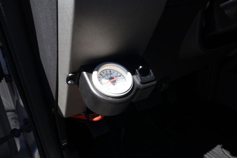 Ford Super Duty F-250 SRW Vehicle Full-screen Gallery Image 15