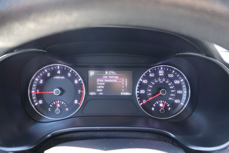 Kia Forte Vehicle Full-screen Gallery Image 20